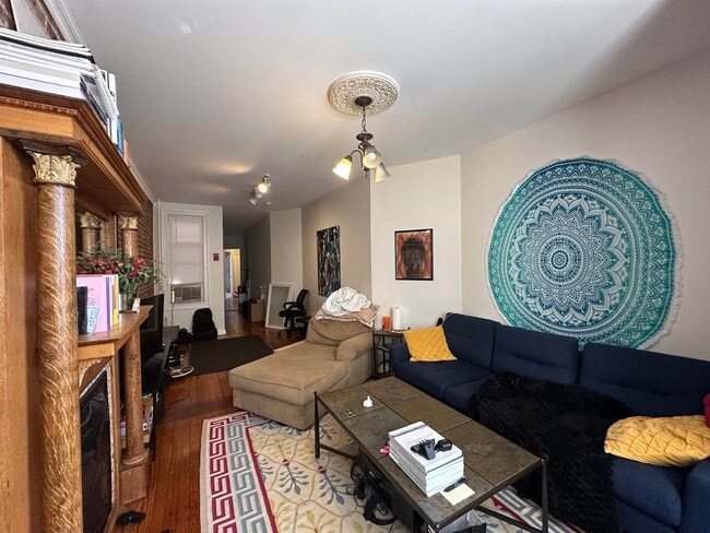 Building Photo - 203 Ogden Ave.