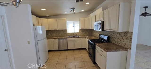 Building Photo - 12798 Catalpa Ave