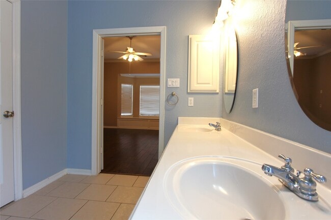 Building Photo - 8719 Preston Field Ln