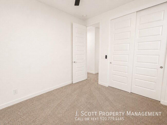 Building Photo - 3347 South Lily-