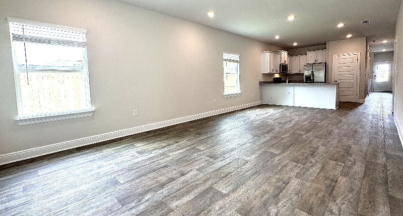 Building Photo - 13720 Shea Cir