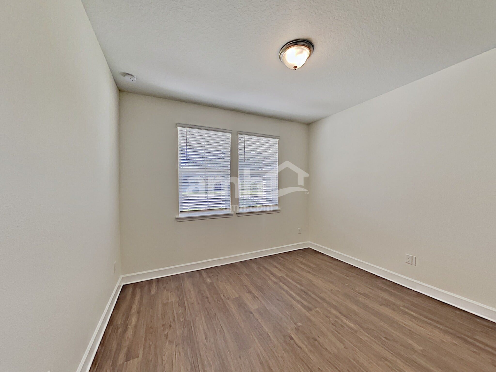 Building Photo - 3007 Creek Village Ln