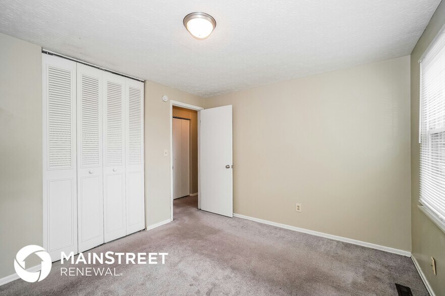 Building Photo - 4166 Clayridge Ln