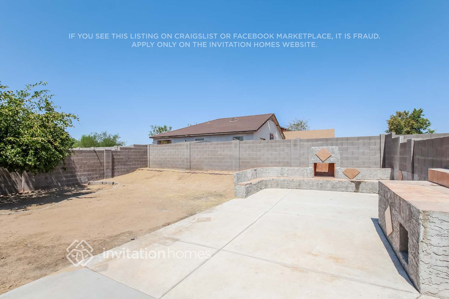Building Photo - 11542 W Flores Dr