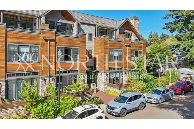 Building Photo - Luxury Living in the Heart of Lake Oswego: Stylish 3-Story Townhouse