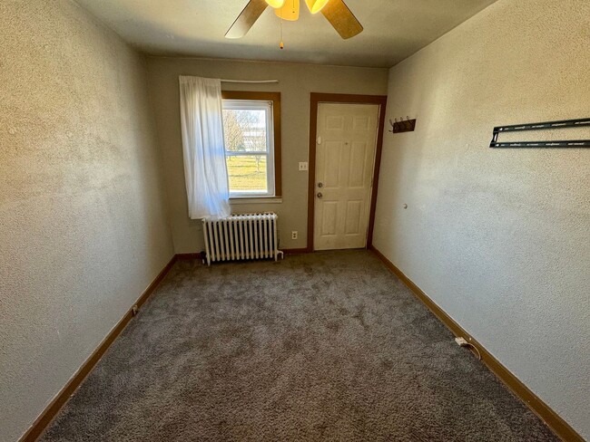 Building Photo - 732 Idlewood Ave