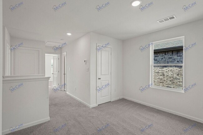 Building Photo - 2111 Jackson St