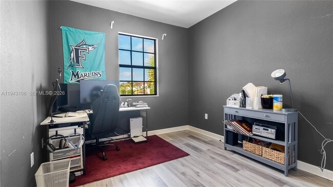 Building Photo - 141 SE 34th Terrace