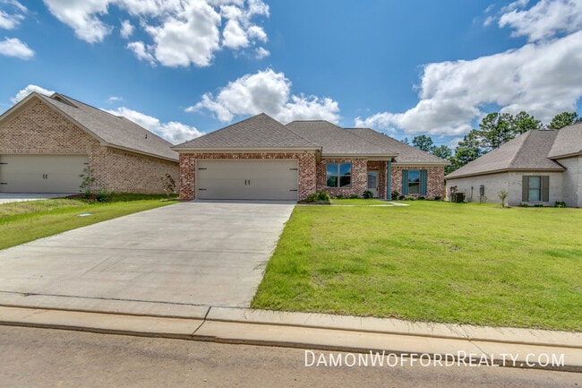 Primary Photo - 174 Shelby Mae Cir