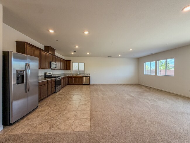 Building Photo - 2048 Ballet Way