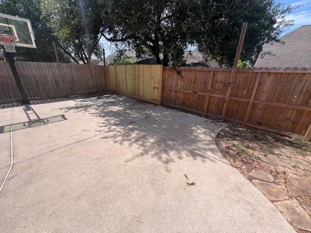 Building Photo - 2602 Cloverfield Ct