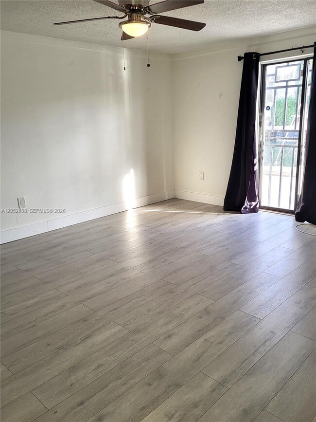 Building Photo - 3582 NE 171 St
