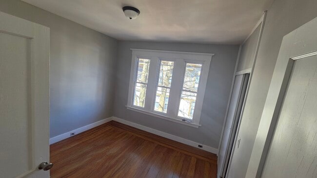 Building Photo - 26 Whittlesey Ave