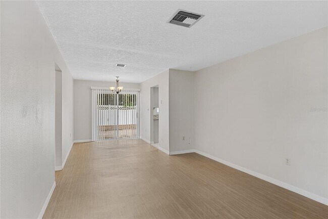 Building Photo - 125 N Rhodes St