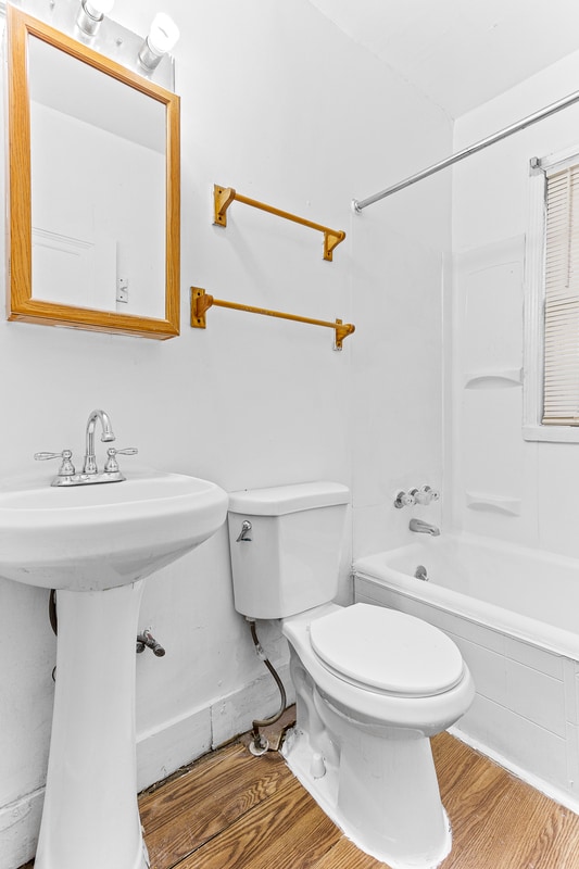 Building Photo - 15379 Monte Vista St