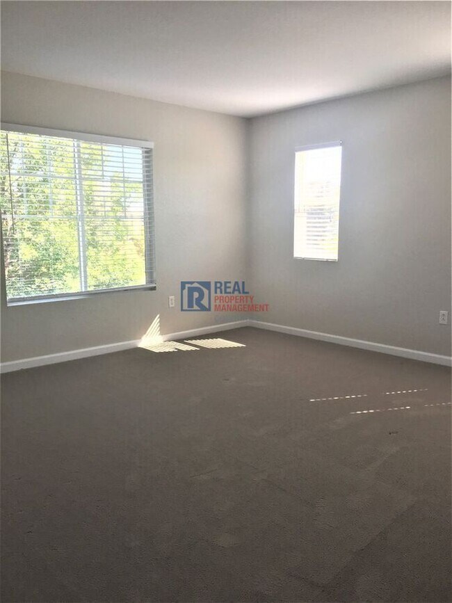 Building Photo - 4011 San Marco Dr