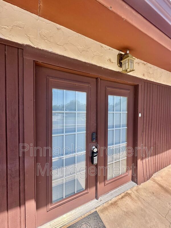 Building Photo - 3602 Gemini Dr
