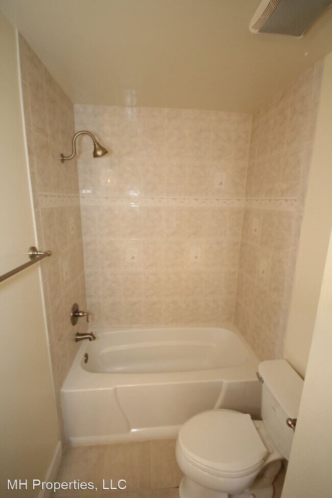 Building Photo - 3 br, 3.5 bath House - 602 Ivy League Lane