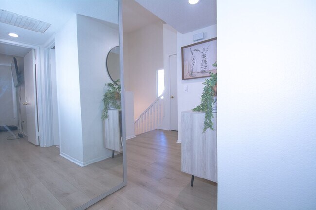 Building Photo - 8408 Spring Desert Pl