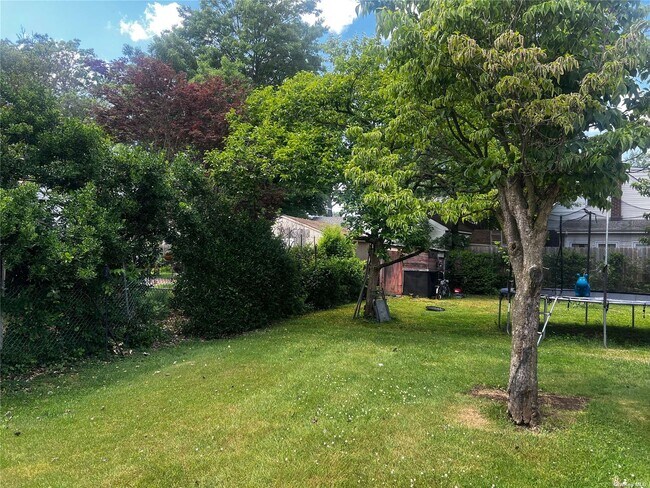 Building Photo - 129 Gordon Ave