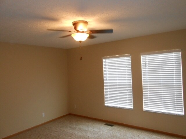 Building Photo - 79 Brooksedge Dr E