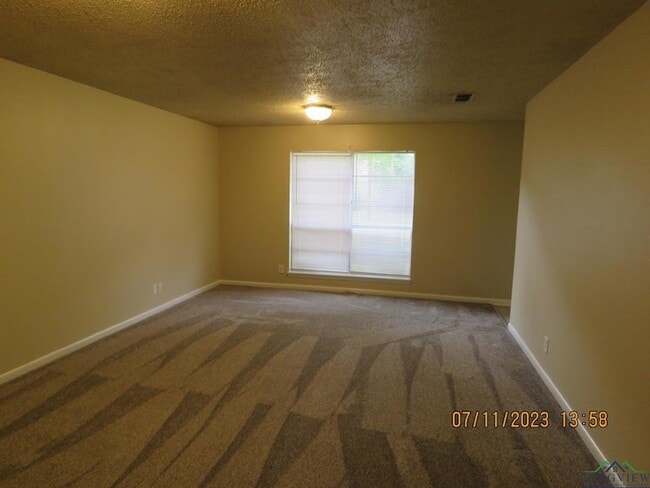 Building Photo - 3500 Denson Dr