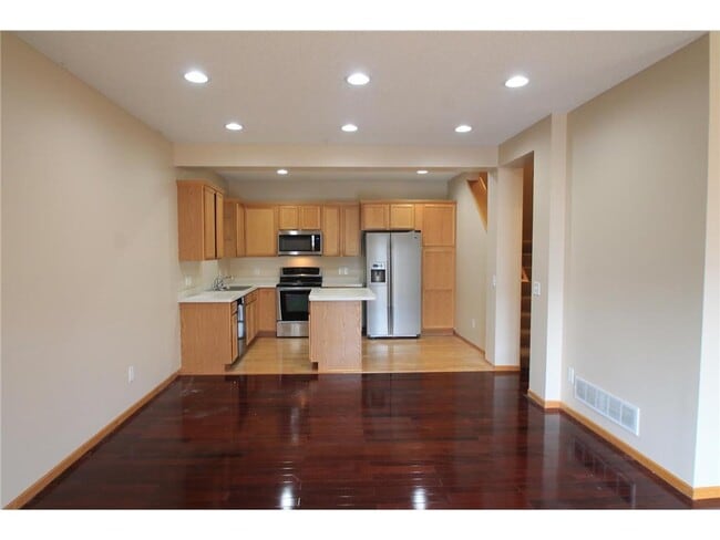 Building Photo - 2495 121st Cir NE