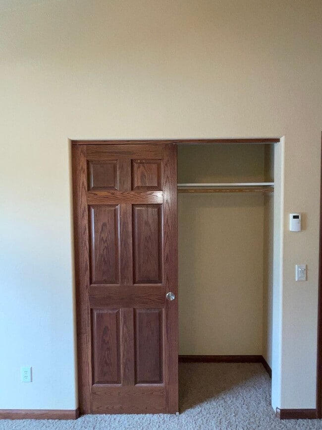 Building Photo - 2 Bedroom, 2 Bath Condo for Rent