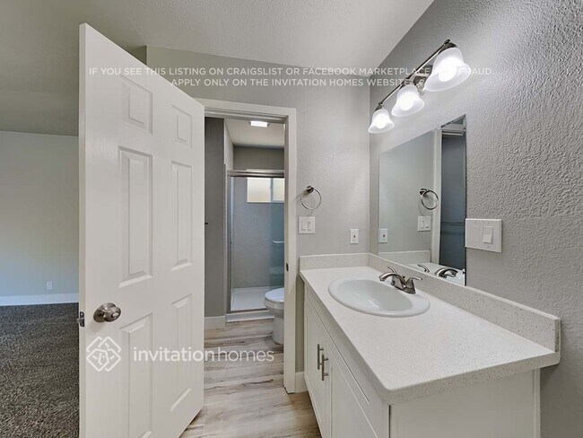Building Photo - 7030 Checkerbloom Way
