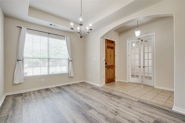 Building Photo - 2316 Collin Dr