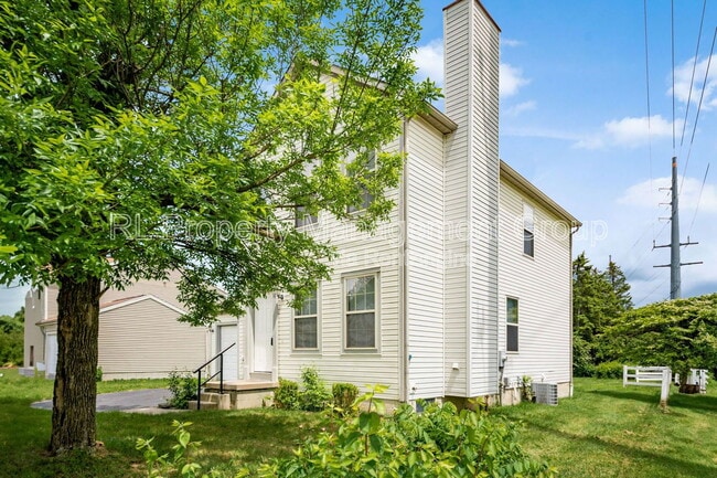 Building Photo - 1064 Wexford Green Blvd