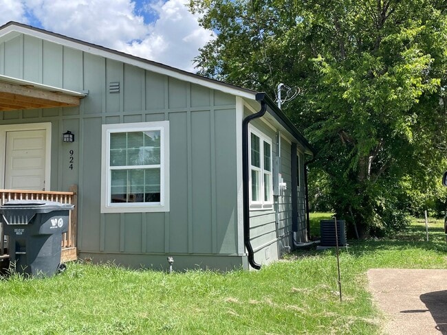 Building Photo - Application Received! *No Pets* Fully Renovated 2 Bed, 1 Bath Home in Prime Location *Lawn Care I...