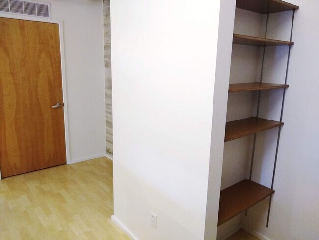 Interior Photo - The Mercury