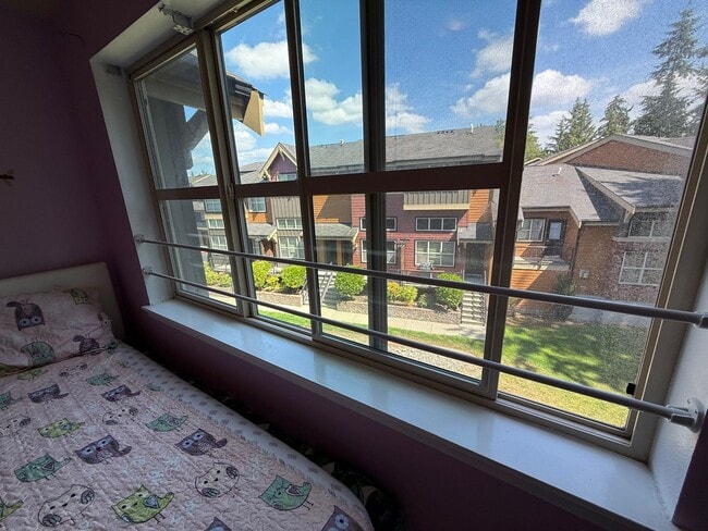 Building Photo - Experience Comfortable Living at The Camde...