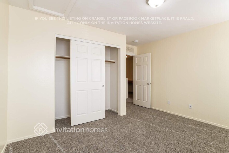 Building Photo - 1938 W San Tan Hills Dr