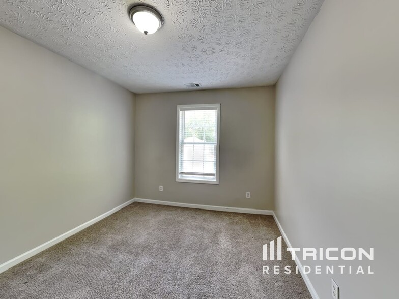 Building Photo - 3886 Ligney Creek Ct
