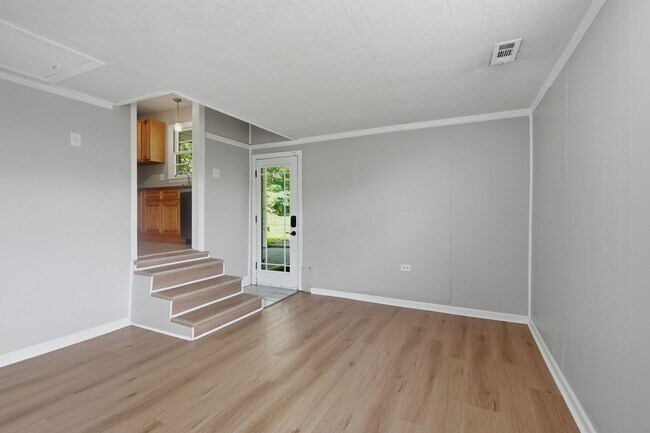 Building Photo - 4207 Glynda Dr
