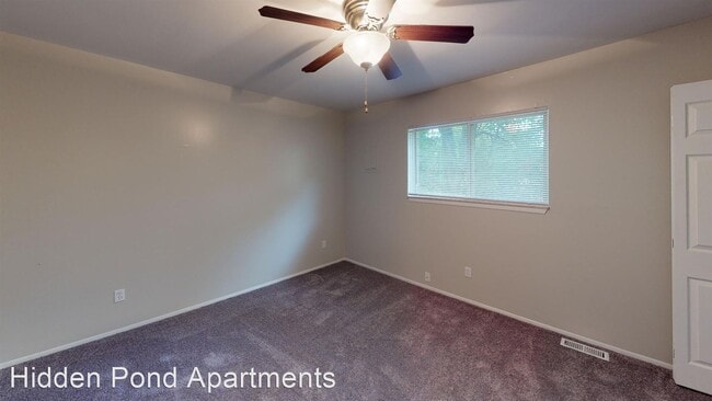 Building Photo - 1 br, 1 bath Apartment - 525-535 Pontiac St