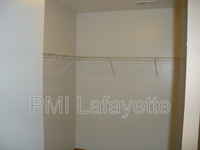 Building Photo - 2361 Maxwell Dr