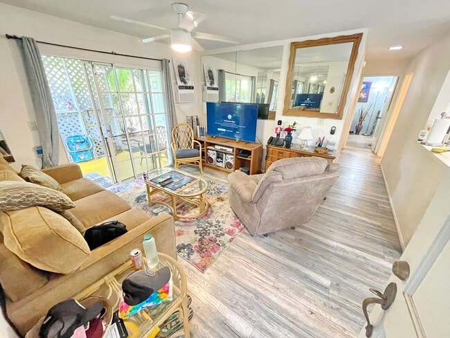 Building Photo - Charming 1BR, 1.5BA Ground Floor Condo – Fully Furnished & Move-In Ready! Seasonal Rental Availab...