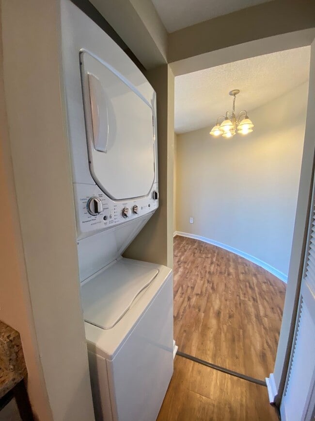 Building Photo - WH709