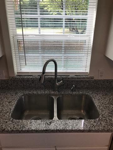 Building Photo - 4441 Trippie St