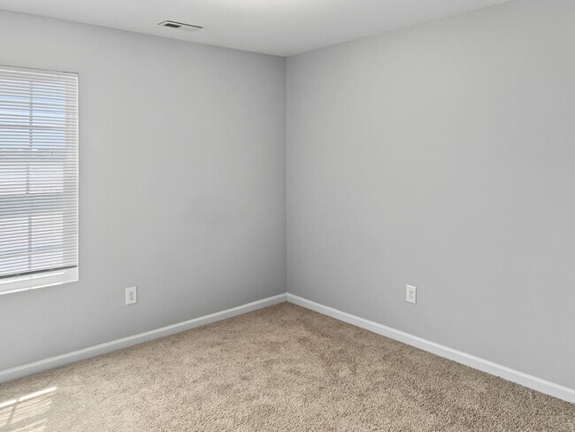 Building Photo - 3457 Kernstown Dr
