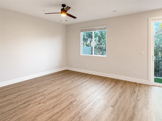 Building Photo - 5611 Mobeetie Lp