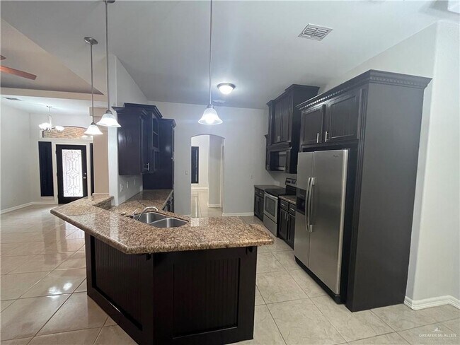 Building Photo - 3012 La Puerta Ave