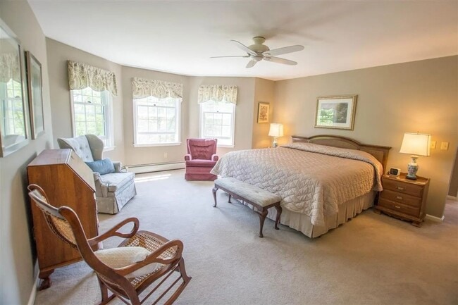 Building Photo - Spacious 4-Bedroom Home for Rent in Williston, VT