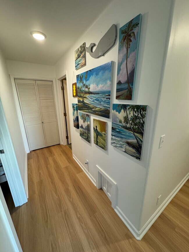 Building Photo - 714-714 Kanalani Pl