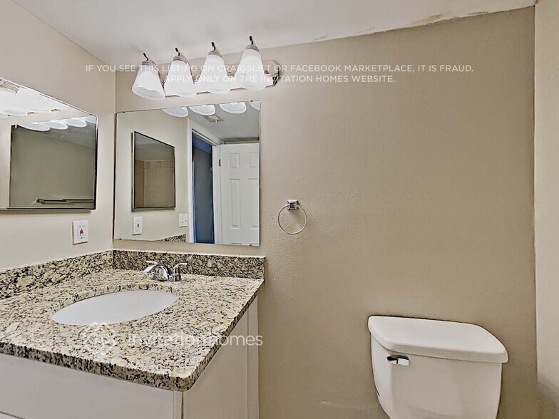 Building Photo - 3107 Elderwood Pl