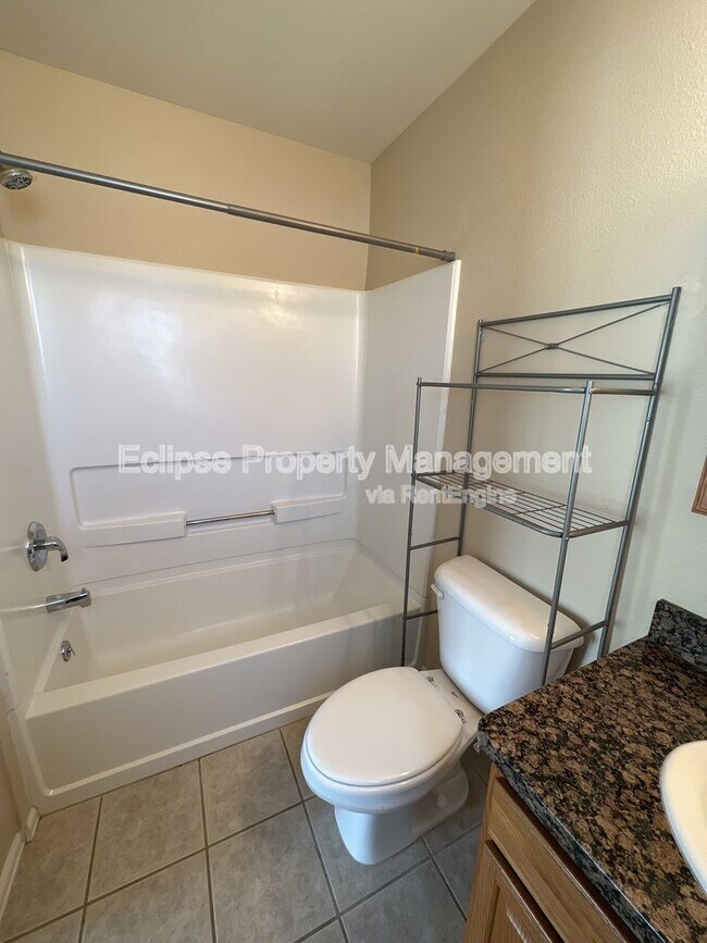 Building Photo - 488 Coronado Ct