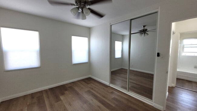 Building Photo - Newly Renovated Home